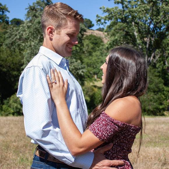 Meet your Posher, Lisa - Picture 1 of 1